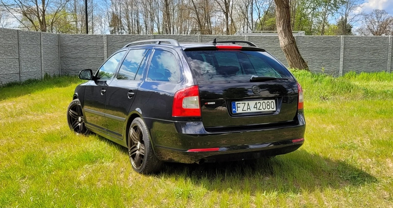 Skoda Octavia cena 37200 przebieg: 124999, rok produkcji 2012 z Jasień małe 211